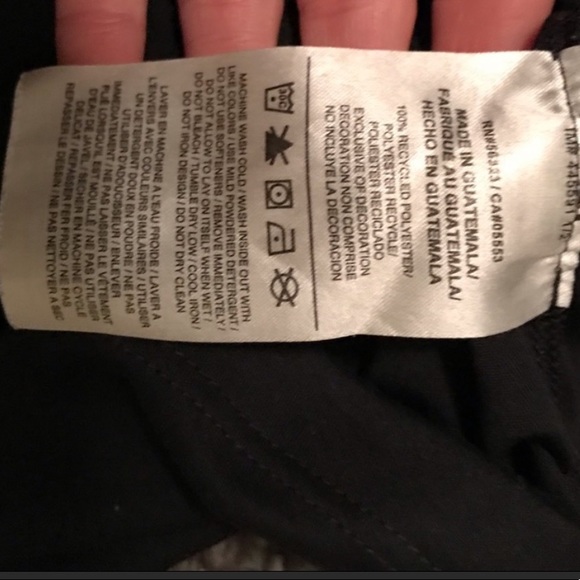 Nike top - Picture 4 of 4